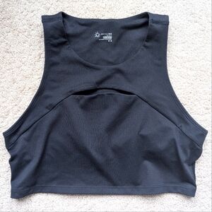 Offline By Aerie Hugger Key Hole High Neck Sports Bra Size Medium